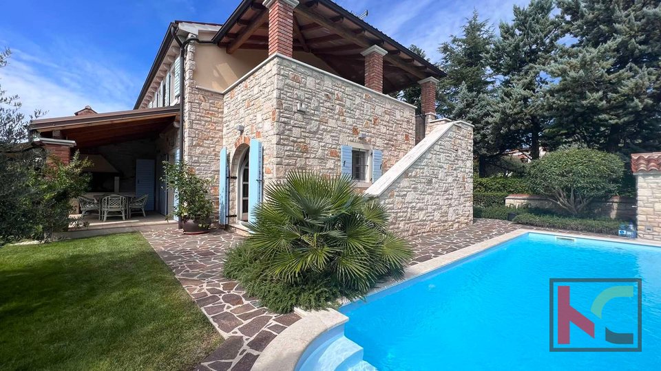 Istria, Poreč, stone duplex villa with pool, 134.58 m2 #sale