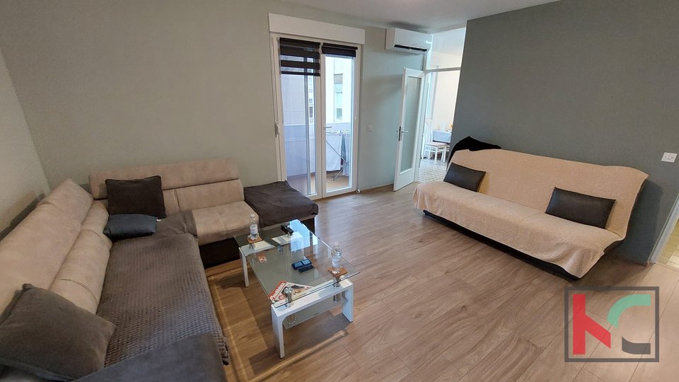 Istria, Pola, Vidikovac, appartamento 1 camera da letto + soggiorno 65,91 m2, 7° piano con ascensore #vendita