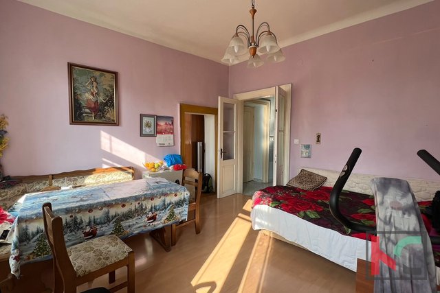 Pula, Center apartment 50.20 m2 three-room family apartment in the very center of the city #sale