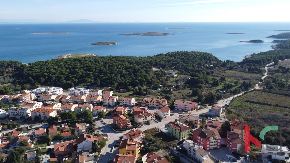 Istra, Premantura, građevinsko zemljište 1793m2 sa pogledom na more, #prodaja