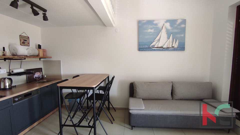 Istria, Duga Uvala, studio apartment 41.3 m2 with gallery and sea view, #sale