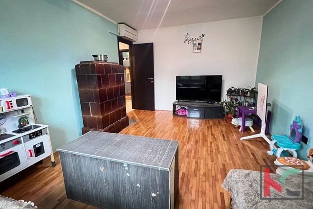 Pula, Stoja, Dreizimmer-Familienwohnung in begehrter Lage #Verkauf