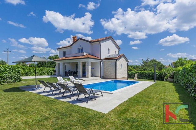 Istria, Poreč, holiday house with swimming pool and landscaped garden, #sale