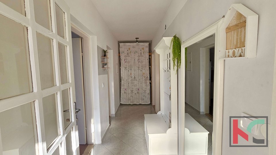 Istria, Poreč, furnished apartment 2 bedrooms + bathroom, terrace, #sale