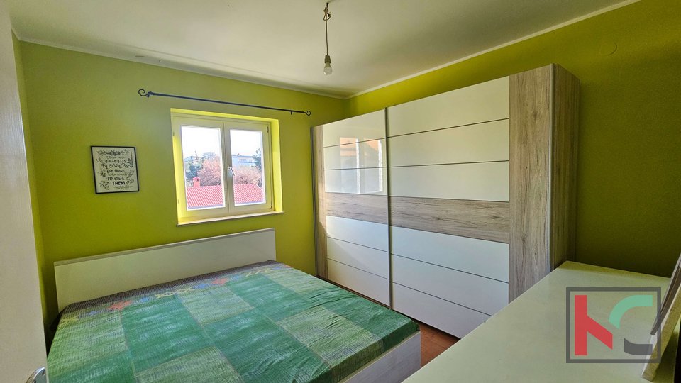 Истрия, Пореч, меблированная квартира 2 спальни + ванная комната, терраса, #продажа