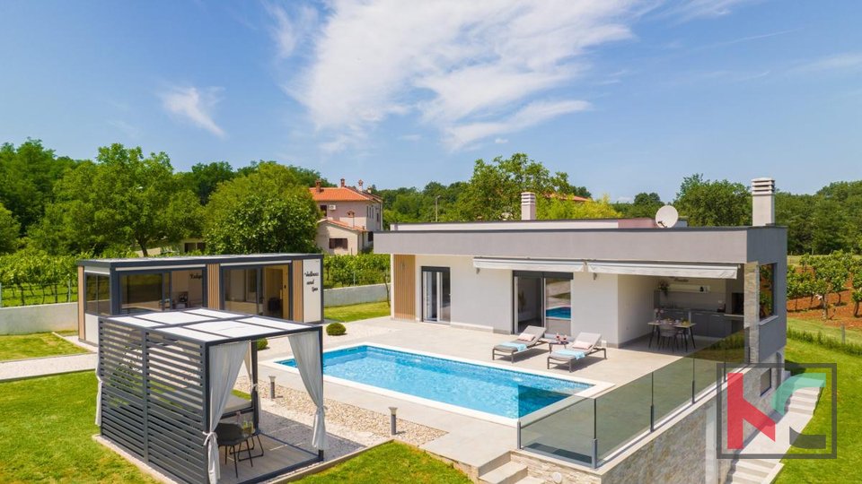 Istria, Labin, moderna casa a un piano con centro benessere, #vendita