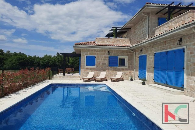 Charmante Villa mit privatem Pool in der Nähe von Rovinj #Verkauf
