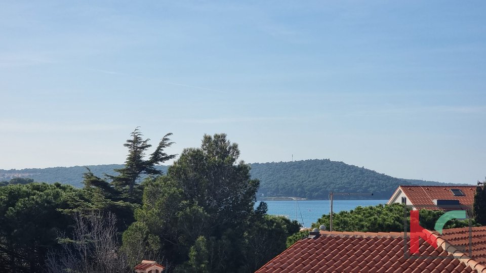 Истрия, Медулин, квартира с балконом и видом на море, 200 метров от моря #продажа