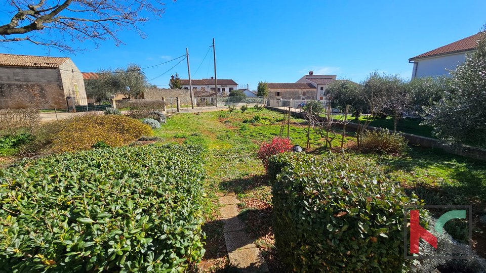 Istria, Loborika, one-story house 131 m2 with a large garden, #sale