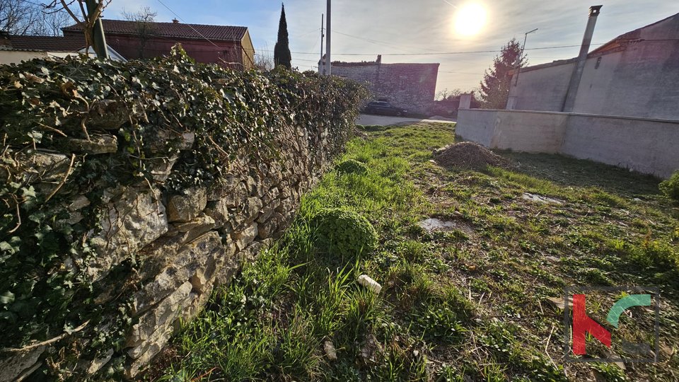 Istra-Žminj, vrstna hiša 86m2 za obnovo #prodaja