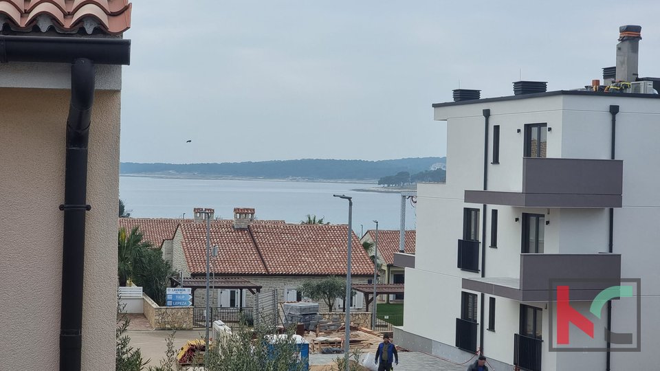 Istria, Medulin, holiday house with two apartments, 200m from the beach, #sale