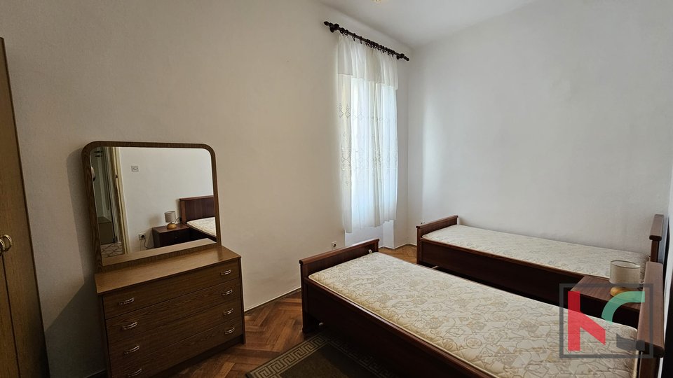 Istria, Pola, centro, appartamento 2SS+DB 73,36m2, #vendita