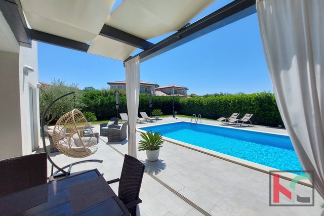 Istria, Poreč area, low-energy villa 117 m2 with pool and sea view, #sale