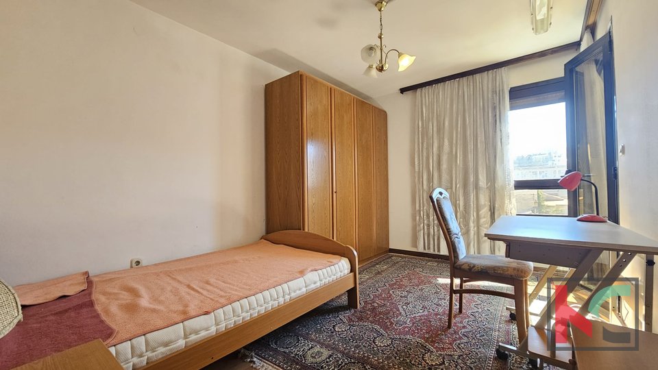 Pula, Vidikovac, Zwei-Zimmer-Wohnung 59,45m2 mit Aufzug