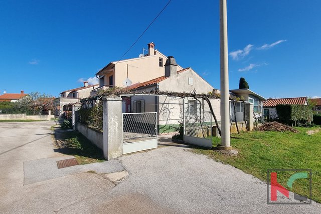 Istria, Banjole, house 48m2 on 125m2 garden, for adaptation, #sale