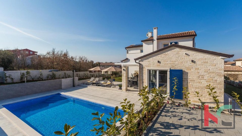 Istra, Tar, kuća za odmor sa bazenom nedaleko grada Poreča , #prodaja