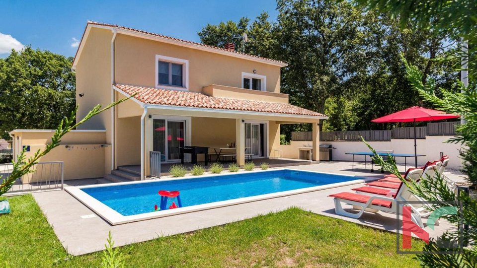 Istria, Sanvincenti, casa vacanza con piscina e giardino, posizione tranquilla, #vendita