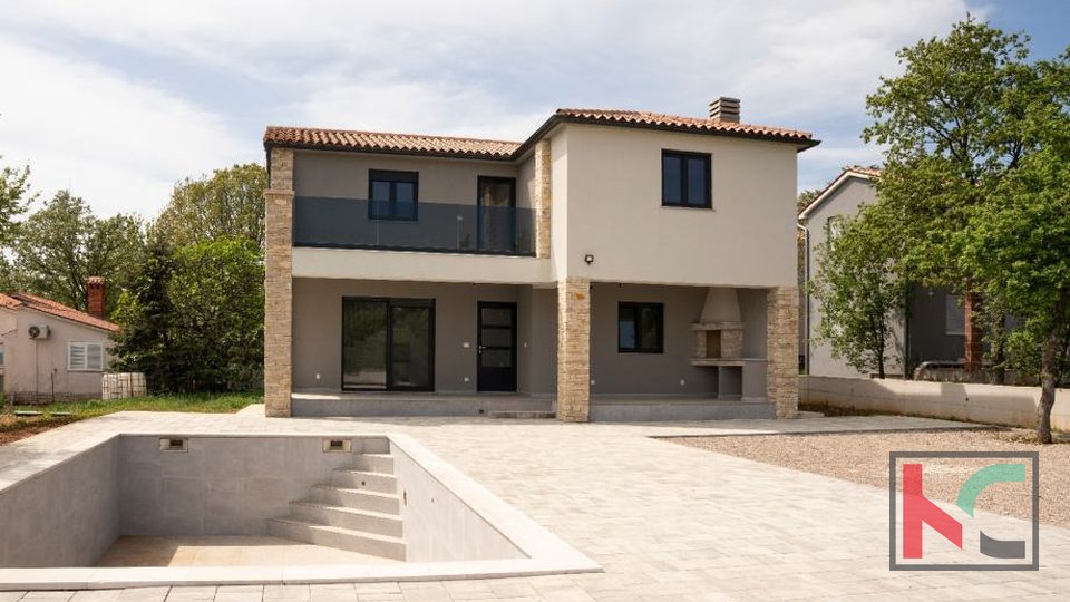 Albona, dintorni, casa indipendente con piscina di 150 m2 #vendita