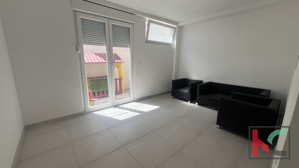 Poreč, apartment in a smaller building, 2 bedrooms + living room, wonderful veranda #sale