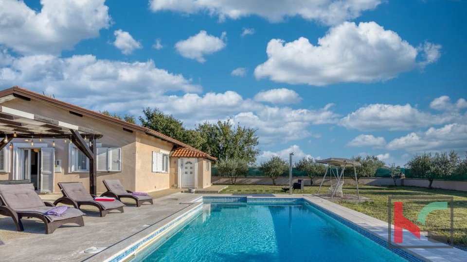 Rovigno, casa indipendente con piscina e bel giardino di 1020m2 #vendita