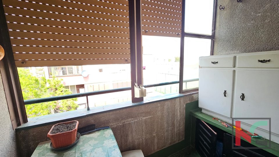 Istra, Pula, stanovanje 61,02 m2, v bližini mestne tržnice, balkon #prodaja