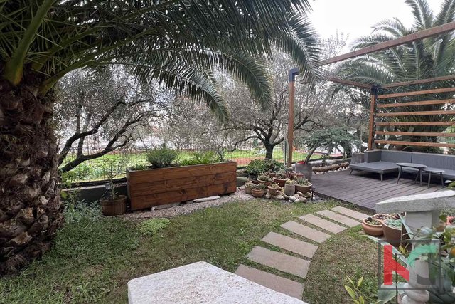 Istra, Fažana, jednosobni stan sa šarmantnim vrtom #prodaja
