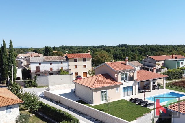 Kanfanar, detached smart house of 186m2 with separate apartment and swimming pool #sale