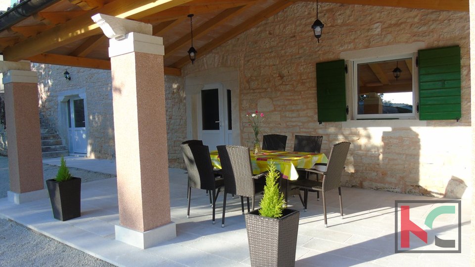 Istria, Gimino, casa indipendente con piscina di 120m2 e ampio giardino di 100m2 #vendita