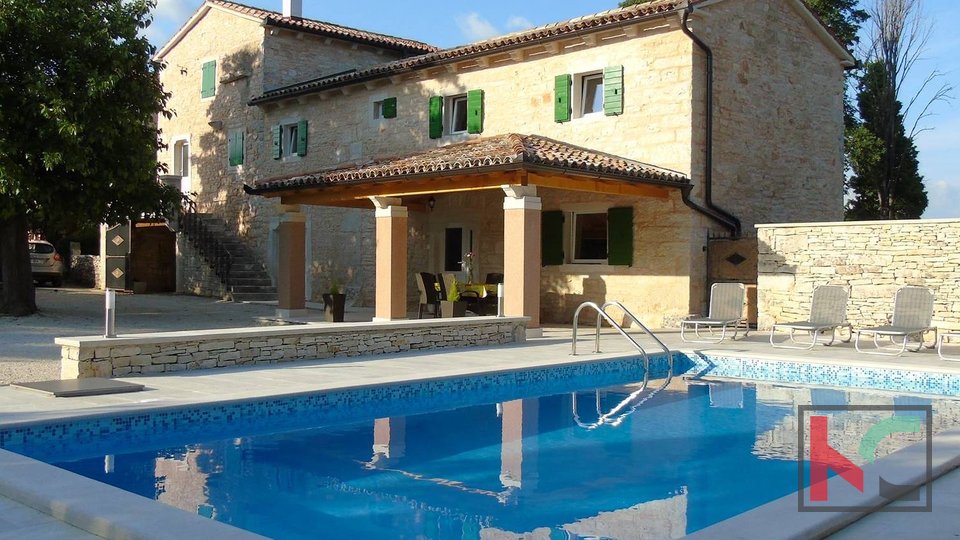 Istria, Gimino, casa indipendente con piscina di 120m2 e ampio giardino di 100m2 #vendita