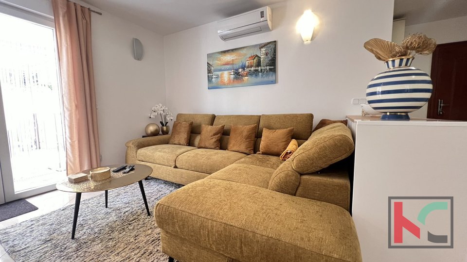 Istra, Medulin, prekrasan dvosobni apartman uz more, pogled more #prodaja