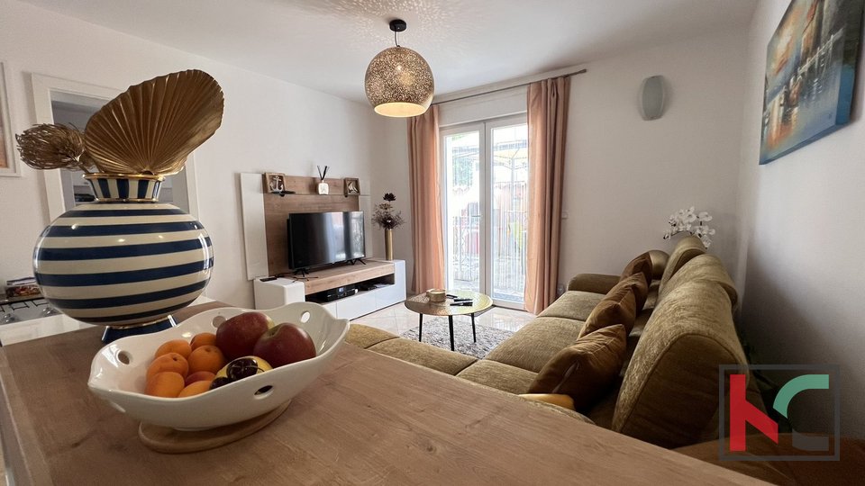 Istria, Medulin, beautiful two-room apartment by the sea, sea view #sale