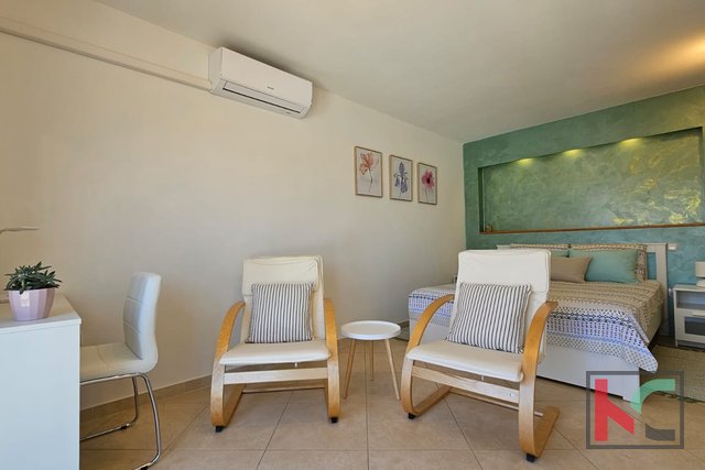 Istria, Pula, furnished and ready-to-move-in apartment 1 bedroom + living room in a new building, near all amenities, #sale
