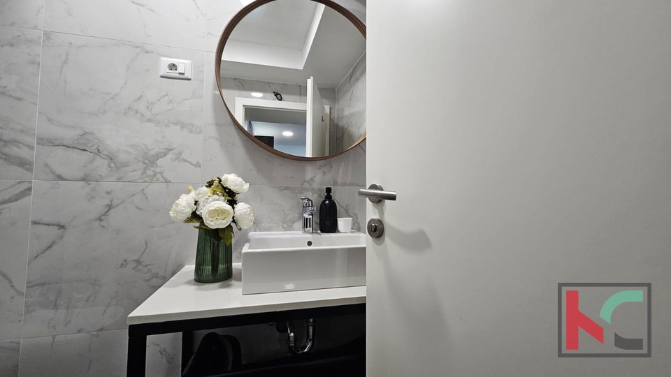Fažana, luksuzan dvosoban stan sa okućnicom od 49,36 m2  #prodaja