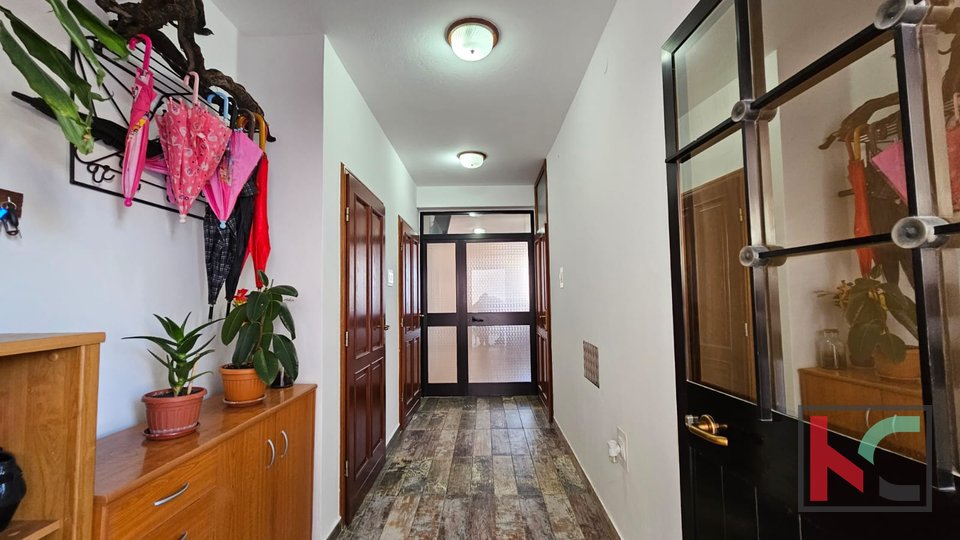 Istra, Pula, Šijana, apartma 152,92 m2 s teraso, #prodaja