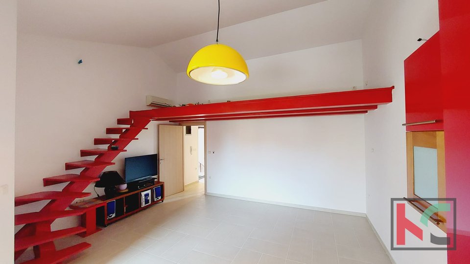 Istrien, Valbandon, Wohnung 59,01 m2, 1 Schlafzimmer + Badezimmer, zwei Parkplätze und Balkon #Verkauf