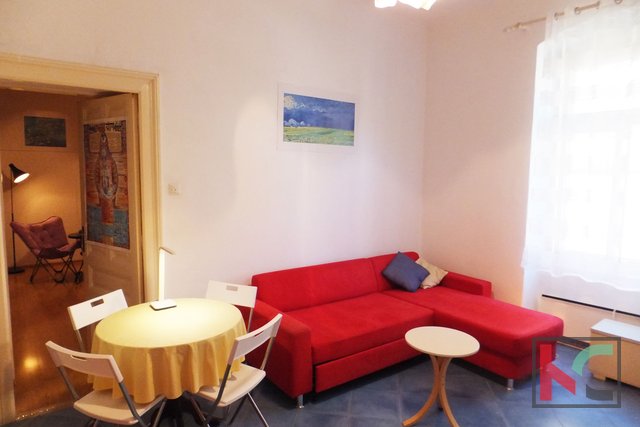 Pula, wider center, two-room apartment of 37.30m2 #sale
