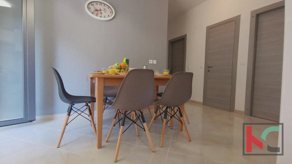 Pula, appartamento trilocale in pieno centro di 98m2, con garage e giardino #vendita