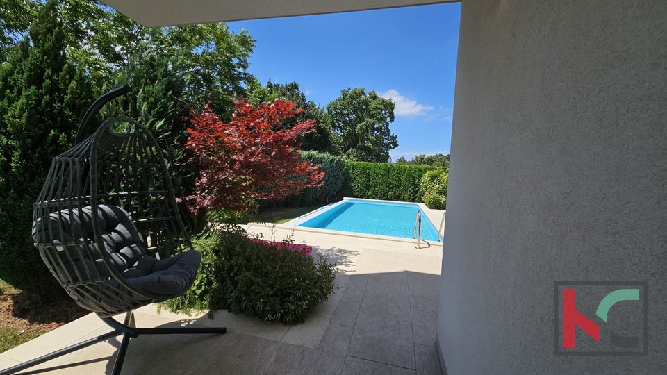 Istria, Žminj, modern villa with indoor and outdoor pool of 350m2 #sale