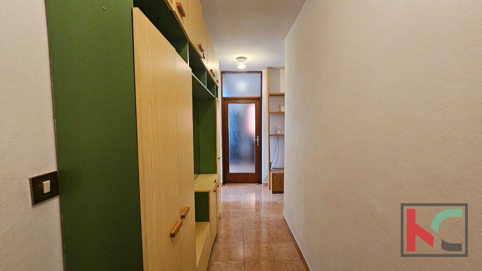 Istria, Pola, Gregovica, casa con giardino, garage, vicino al centro città, #vendita