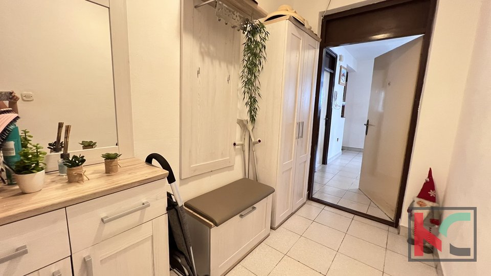 Pula, Veruda, family four-room apartment in a desirable location, elevator #sale