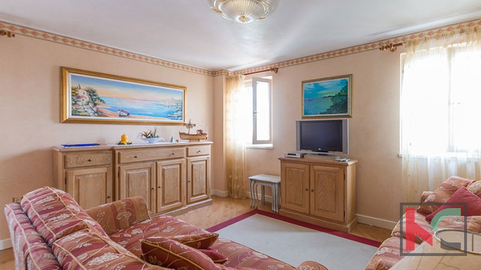 Rovinj, center, two-story apartment with sea view 75.40m2 #sale