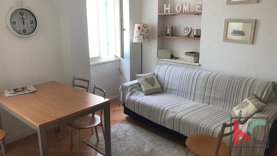 Istrien, Rovinj Wohnung im Zentrum mit Meerblick, 1 Schlafzimmer + Badezimmer #Verkauf