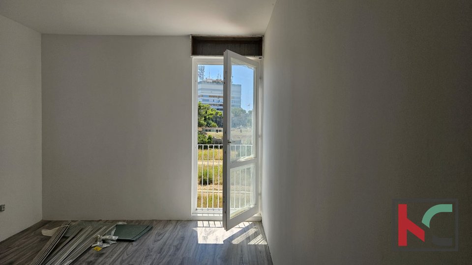 Pula, Vidikovac, Wohnung 59,26 m2 mit Terrasse und Aufzug in toller Lage