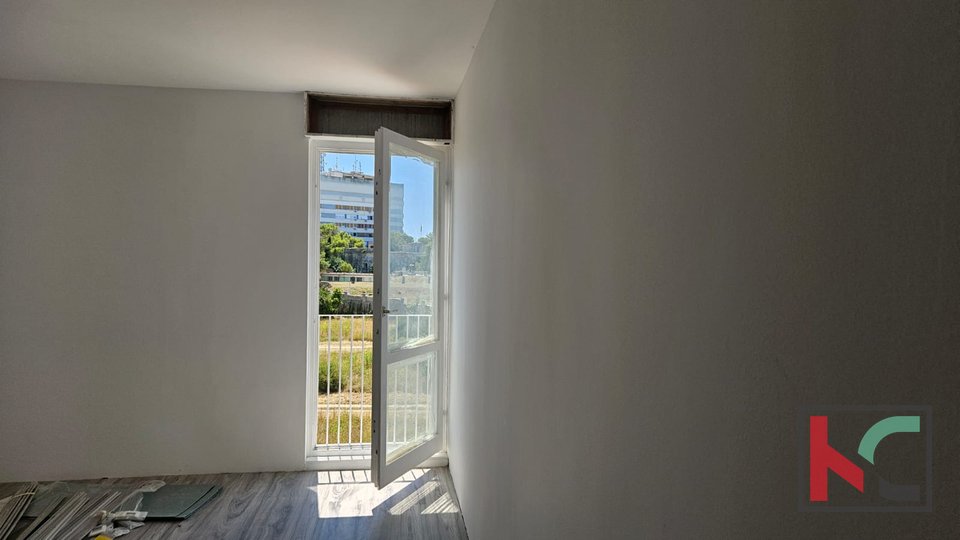 Pula, Vidikovac, Wohnung 59,26 m2 mit Terrasse und Aufzug in toller Lage