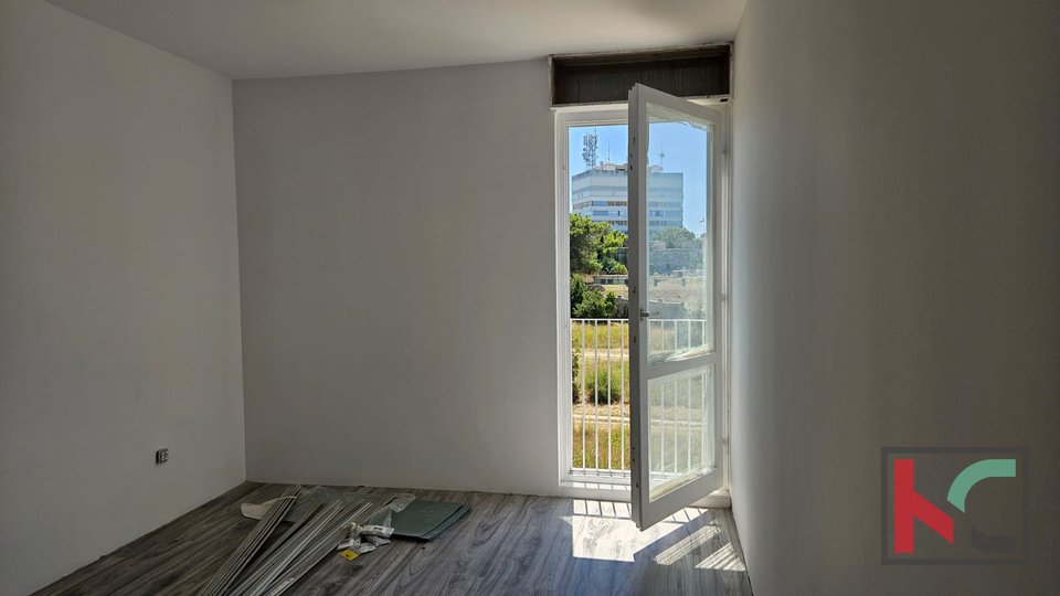 Pula, Vidikovac, Wohnung 59,26 m2 mit Terrasse und Aufzug in toller Lage