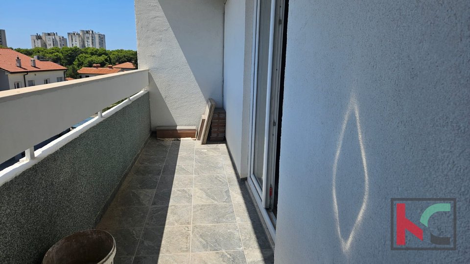 Pula, Vidikovac, Wohnung 59,26 m2 mit Terrasse und Aufzug in toller Lage