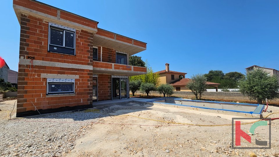 Istria, Medulin, semi-detached house under construction with pool and garden, garage, near the sea, #sale