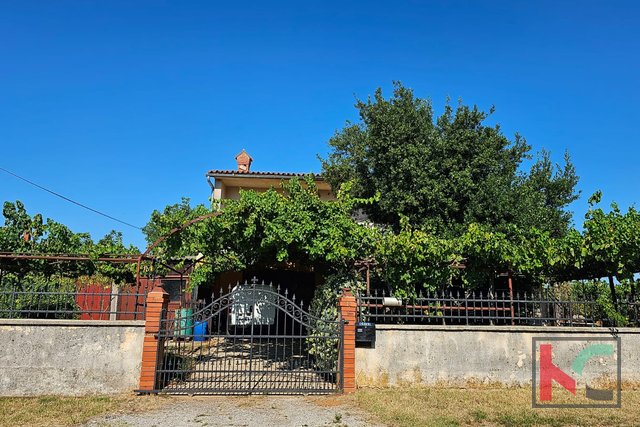 Istria, Ližnjan, Jadreški, casa con uffici e giardino più grande, #vendita