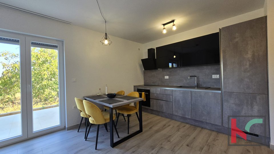 Pula, Veli Vrh stan 85,74m2, sa 85m2 okućnice u novogradnji, #prodaja