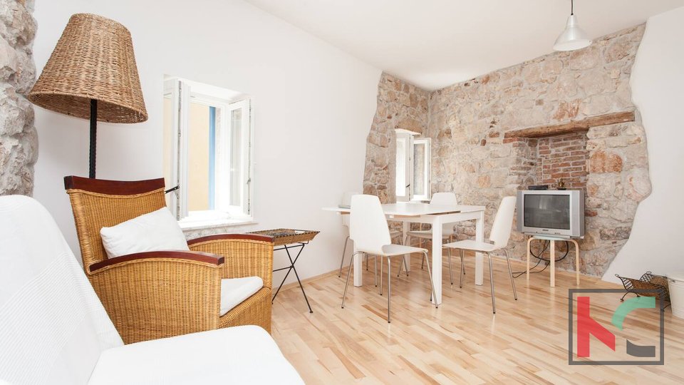 Hiša, 90 m2, Prodaja, Rovinj